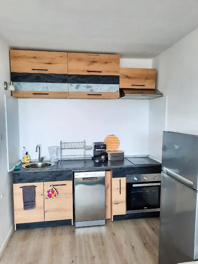 Private Sea View Studio Apartment Burgas Bułgaria