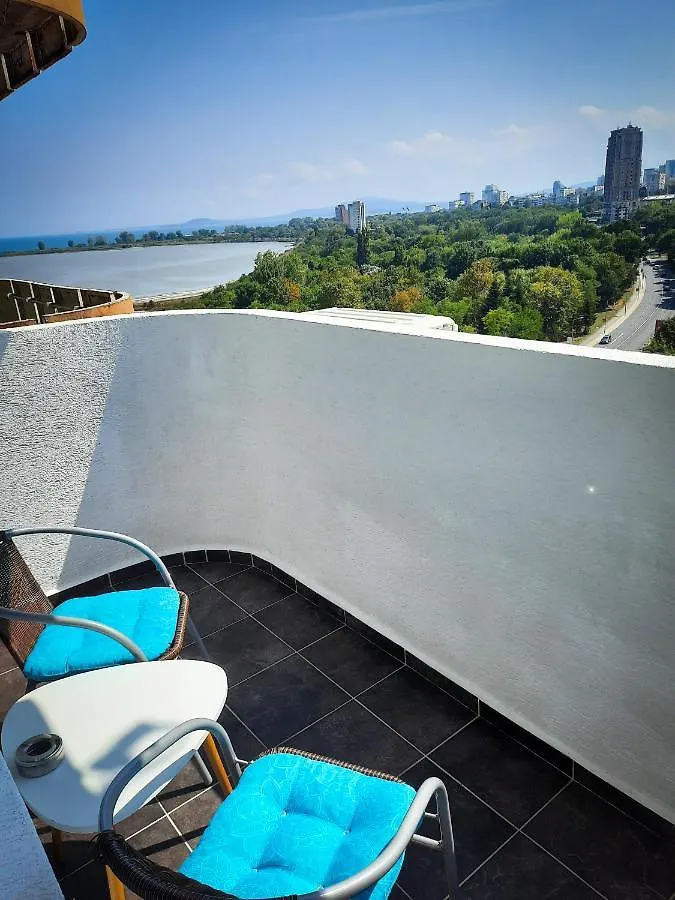 Private Sea View Studio Apartment Burgas